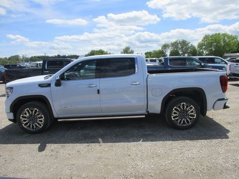 New 2026 GMC Sierra 1500 Denali Ultimate AWD/4WD image 10