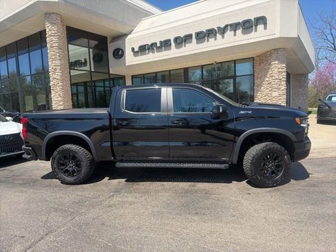 Used 2023 Chevrolet Silverado 1500 ZR2 w/ Technology Package image 2