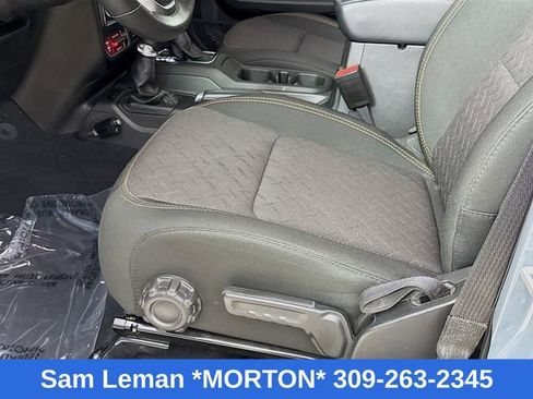 Used 2024 Jeep Gladiator Mojave w/ Convenience Group image 18