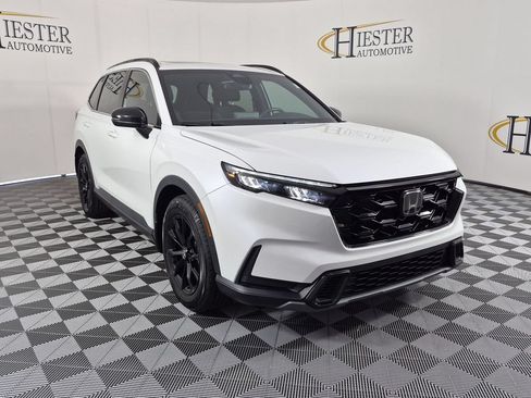 Used 2023 Honda CR-V Sport image 2