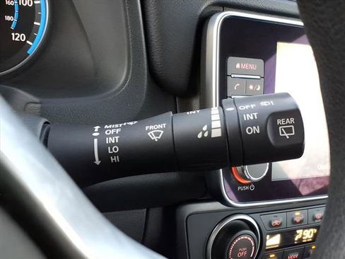 Used 2023 Nissan Leaf S image 23