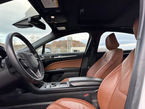 Used 2020 Ford Fusion Energi Titanium image 12