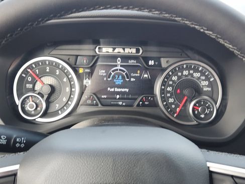 New 2026 RAM 1500 4x4 Crew Cab image 14