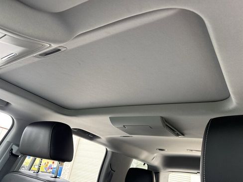 Used 2015 Chevrolet Tahoe LTZ AWD/4WD image 26