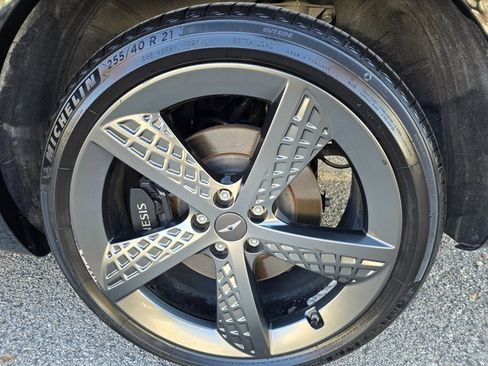 Used 2023 Genesis GV70 2.5T w/ Sport Prestige Package image 39