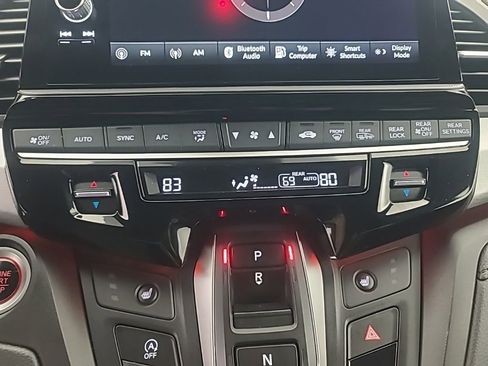 Used 2025 Honda Odyssey Sport-L image 37