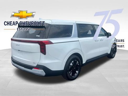 Used 2026 Kia Carnival LXS FWD image 5