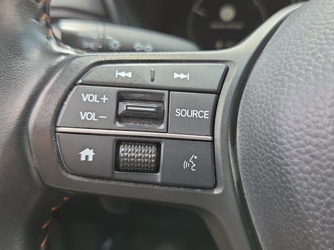 Certified 2025 Honda CR-V Sport image 32