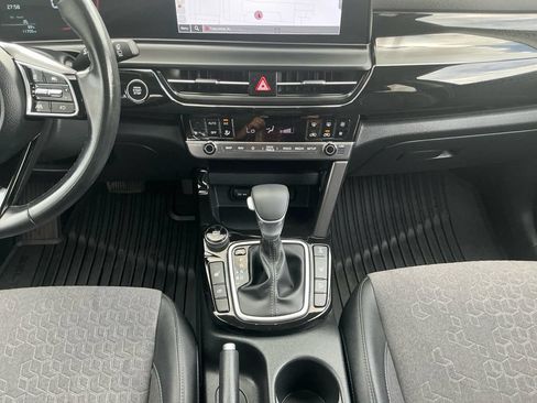 Used 2025 Kia Seltos S AWD/4WD image 20