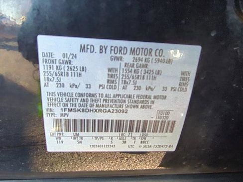 Used 2024 Ford Explorer XLT w/ Equipment Group 202A image 16