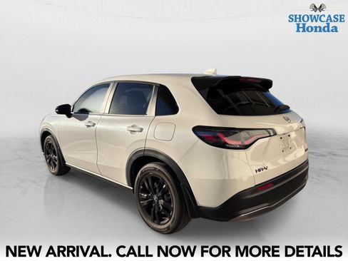 Used 2026 Honda HR-V Sport image 4