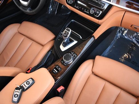 Used 2018 BMW 430i Convertible RWD image 33