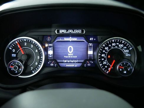 Used 2021 RAM 1500 Big Horn image 27