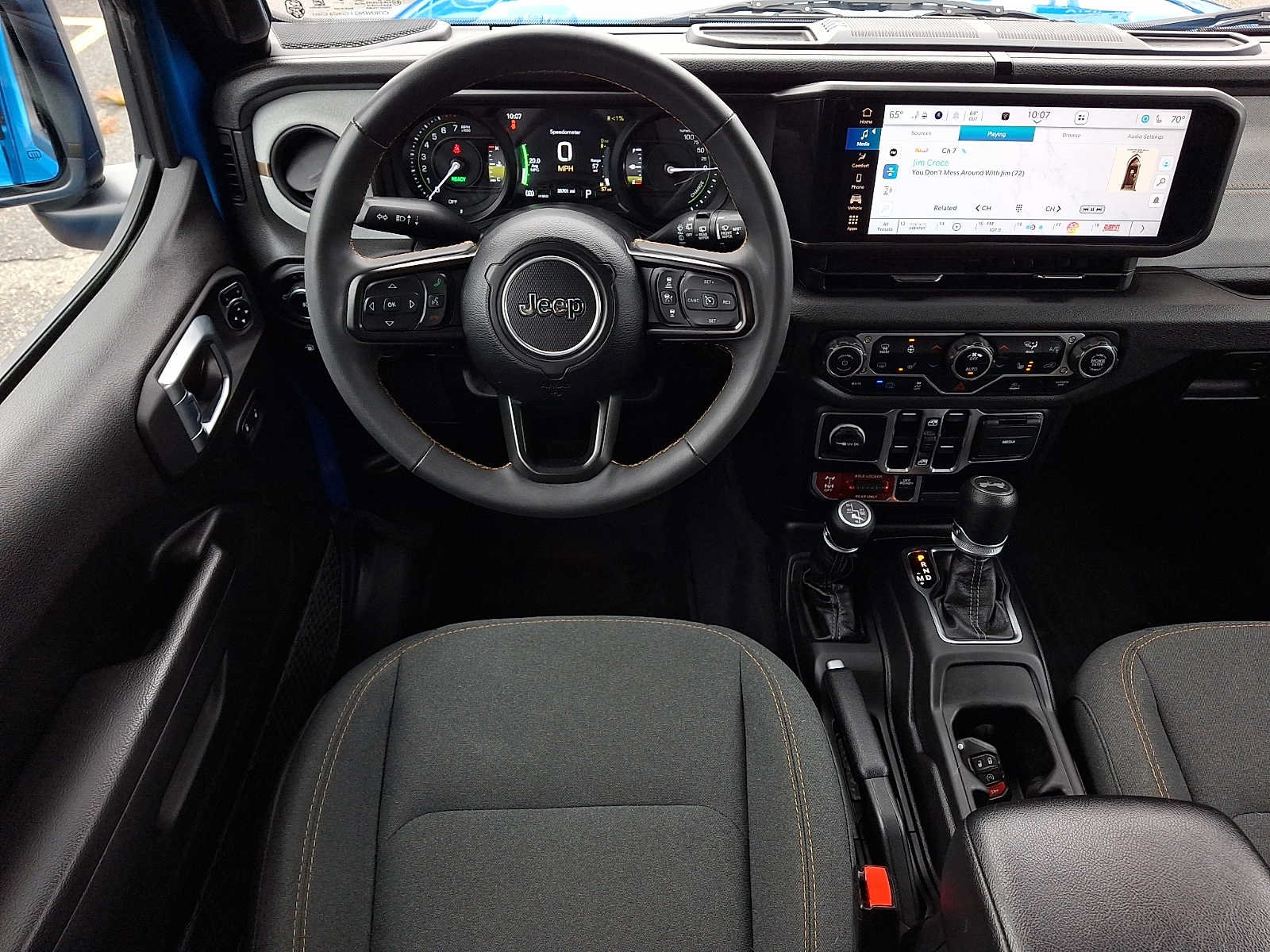 Used 2024 Jeep Wrangler Unlimited AWD/4WD image 11