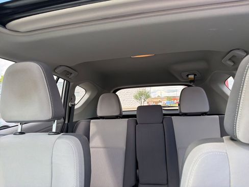 Used 2013 Toyota RAV4 XLE FWD image 30