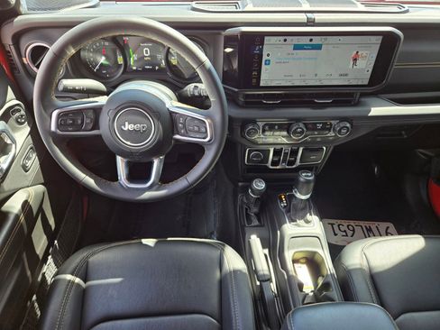 Used 2024 Jeep Wrangler Unlimited Sahara w/ Safety Group AWD/4WD image 11