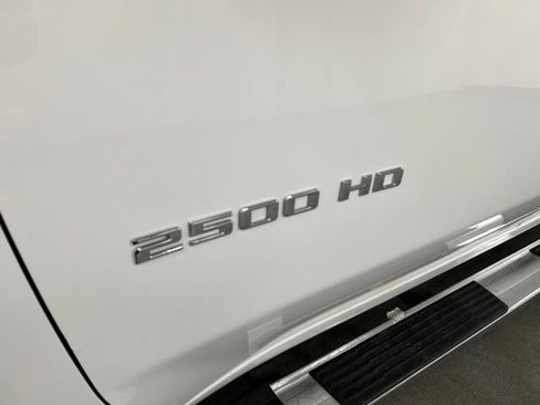 Used 2023 Chevrolet Silverado 2500 LT w/ Convenience Package AWD/4WD image 24