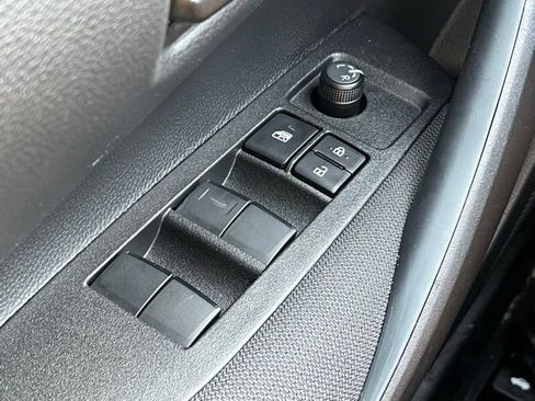 Used 2026 Toyota Corolla LE image 32