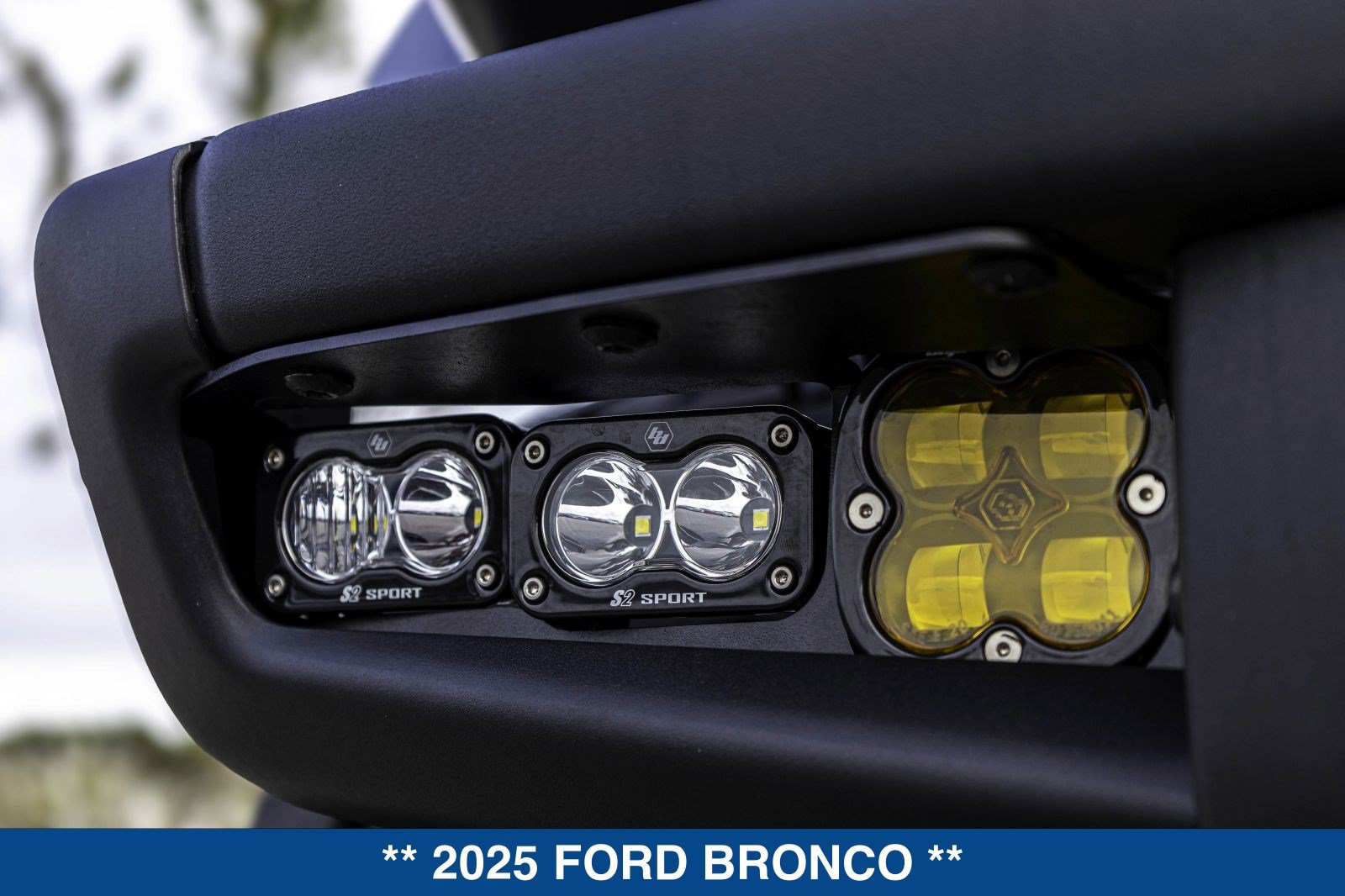 Used 2025 Ford Bronco Badlands AWD/4WD image 32