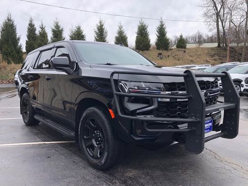 Used 2021 Chevrolet Tahoe 4WD w/ Remote Keyless Entry Package image 7