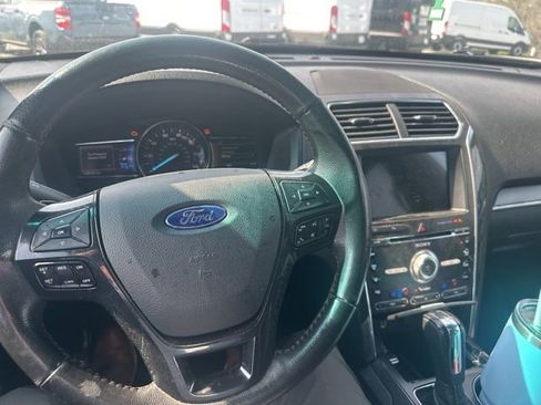 Used 2017 Ford Explorer Sport w/ Equipment Group 401A image 9