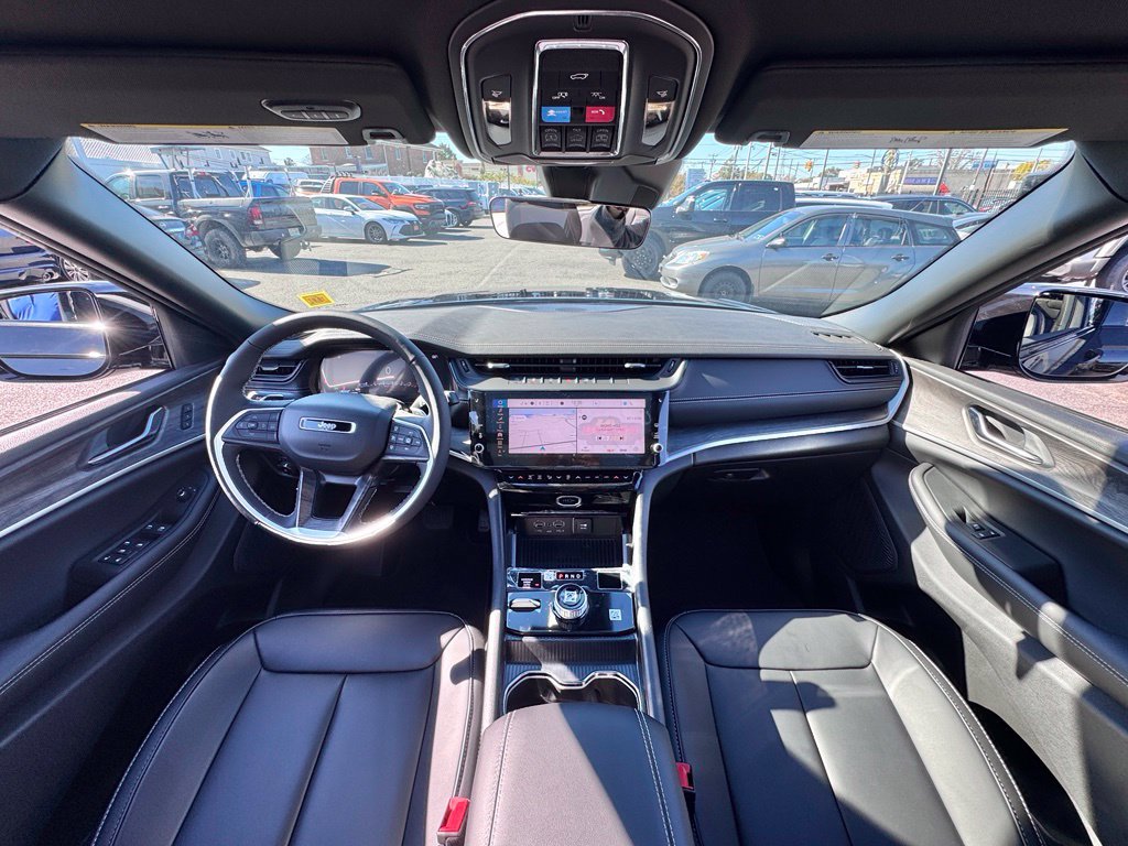 New 2027 Jeep Grand Cherokee L Limited AWD/4WD image 11