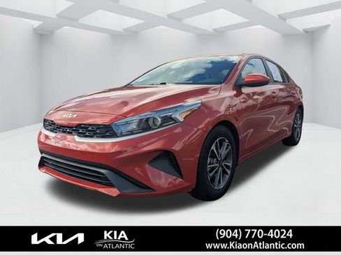 Used 2023 Kia Forte LXS FWD image 7