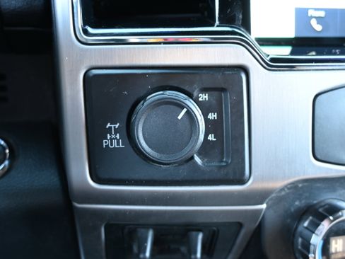 Used 2022 Ford F250 Platinum w/ Tremor Off-Road Package image 24