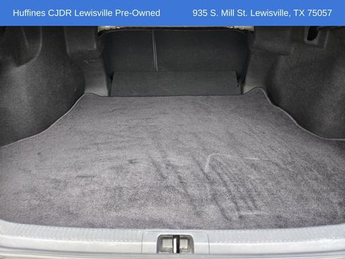 Used 2021 Toyota Camry SE image 32