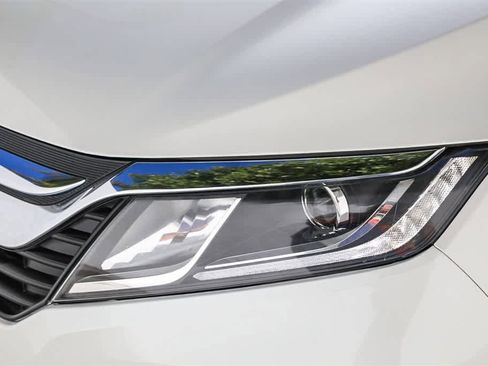 Used 2019 Honda Odyssey EX-L image 7