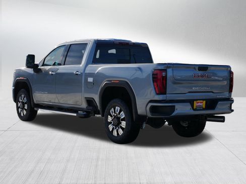 New 2026 GMC Sierra 2500 Denali w/ Denali Reserve Package image 3