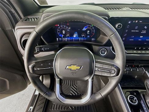 Used 2024 Chevrolet Colorado W/T w/ WT Convenience Package II image 13