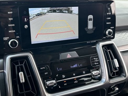 Used 2023 Kia Sorento S FWD image 15