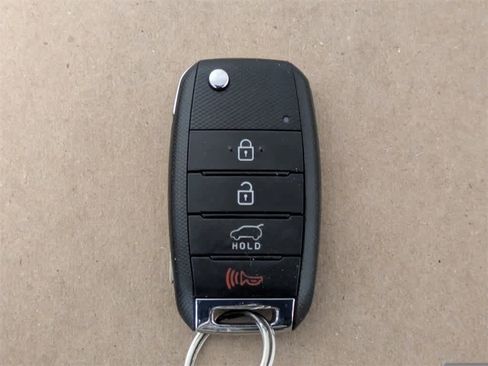 Used 2019 Kia Sorento LX w/ LX Convenience Package image 37