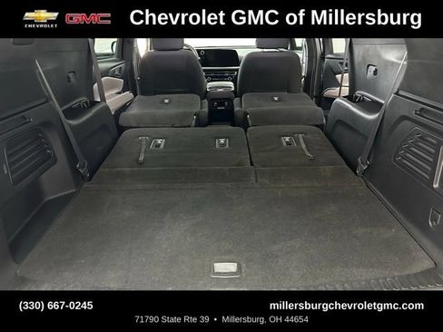 Used 2025 Chevrolet Traverse LT FWD image 39