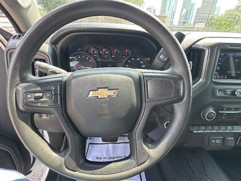 Used 2024 Chevrolet Silverado 1500 Custom image 9