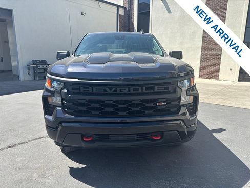 Used 2024 Chevrolet Silverado 1500 Custom Trail Boss AWD/4WD image 2