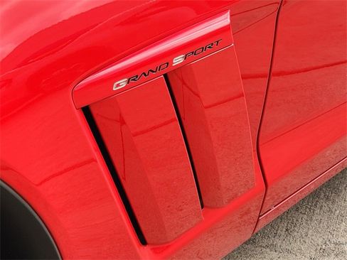 Used 2011 Chevrolet Corvette Grand Sport image 12