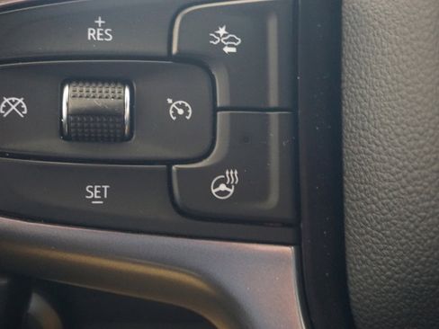 Used 2021 Chevrolet Suburban Premier image 34