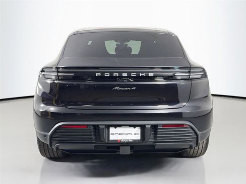 Used 2026 Porsche Macan 4 Electric AWD/4WD image 6