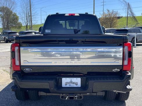 New 2026 Ford F450 Platinum w/ Platinum Plus Package image 4