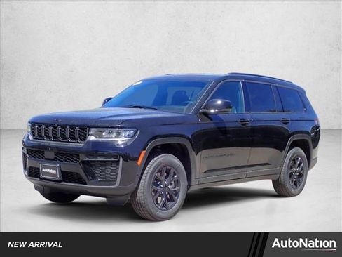 New 2026 Jeep Grand Cherokee L 4WD image 1