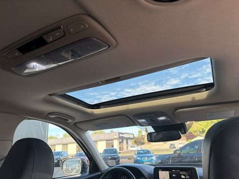 Used 2020 Kia Telluride EX AWD/4WD image 16