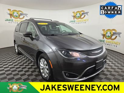 Used 2017 Chrysler Pacifica Touring-L