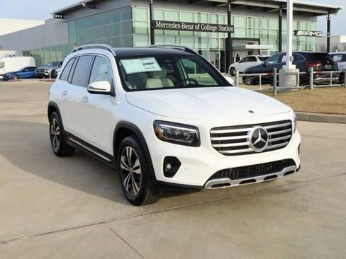 Used 2026 Mercedes-Benz GLB 250 image 3