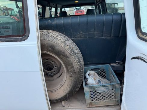 Used 1995 Chevrolet G30 Extended Sportvan image 20