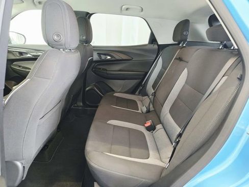 New 2025 Chevrolet TrailBlazer LT w/ Convenience Package image 9