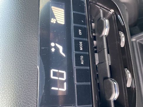 New 2025 Jeep Grand Cherokee L Altitude AWD/4WD image 22