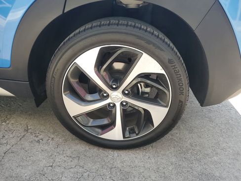 Used 2017 Hyundai Tucson Limited w/ Limited Ultimate Package 03 FWD image 12