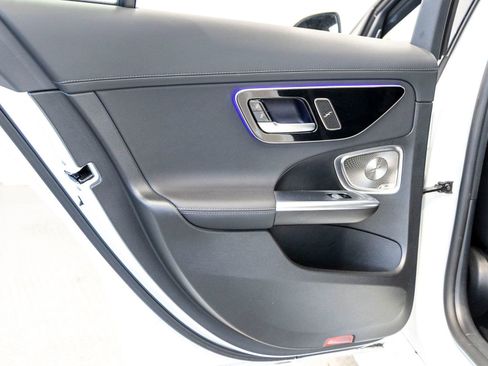 Used 2024 Mercedes-Benz C 300 Sedan image 19